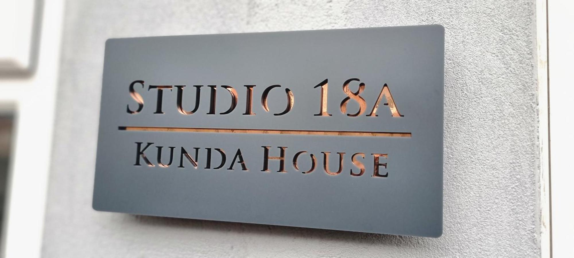 Kunda House In Tyseley Apartment Birmingham Exterior photo
